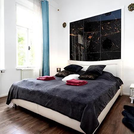 Grand Deluxe Apartamento