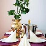 Grand Deluxe Διαμέρισμα Πράγα